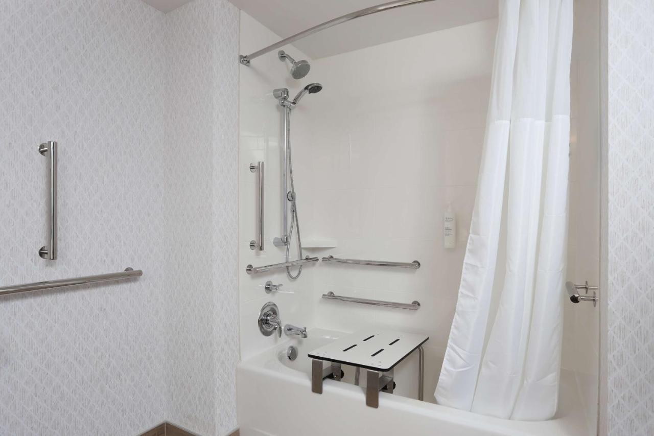 Hampton Inn & Suites Manistee, Mi Zewnętrze zdjęcie